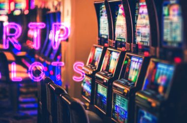 Play Slot Machines With Low RTP
